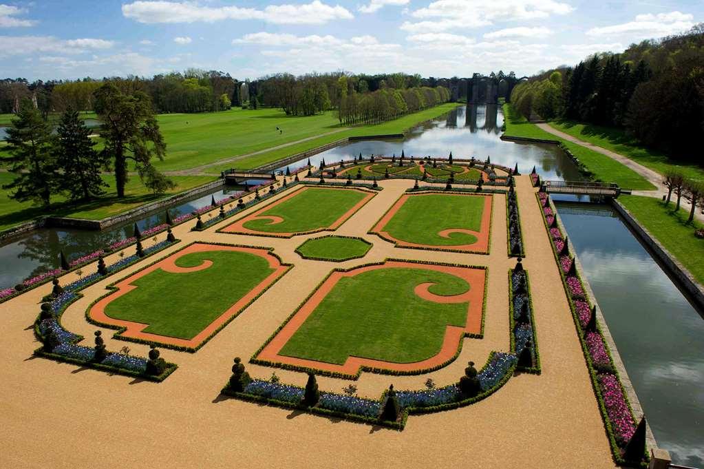 Mercure Maintenon